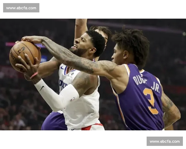 快船主场迎战开拓者双核对决引爆西部卡位战激烈角逐悬念拉满夜