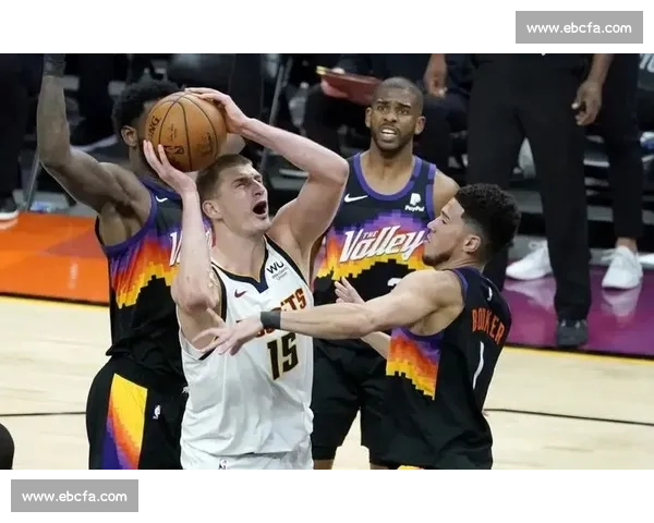 崔飞vs方便巅峰对决背后实力风格与胜负悬念全解析关键回合与赛场走势